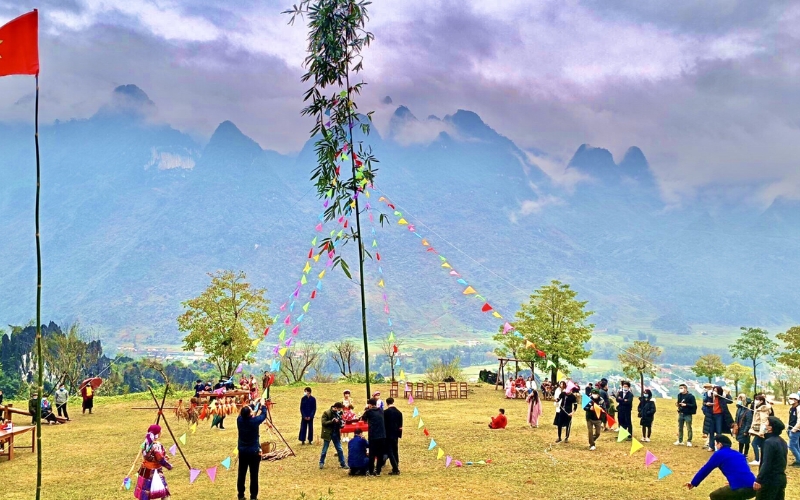 Preparation for Gau Tao Festival