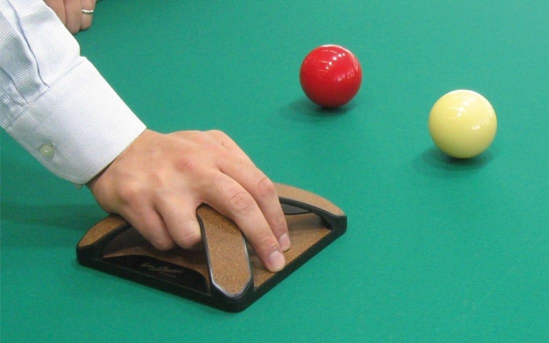 tại sao cần vệ sinh bàn bida