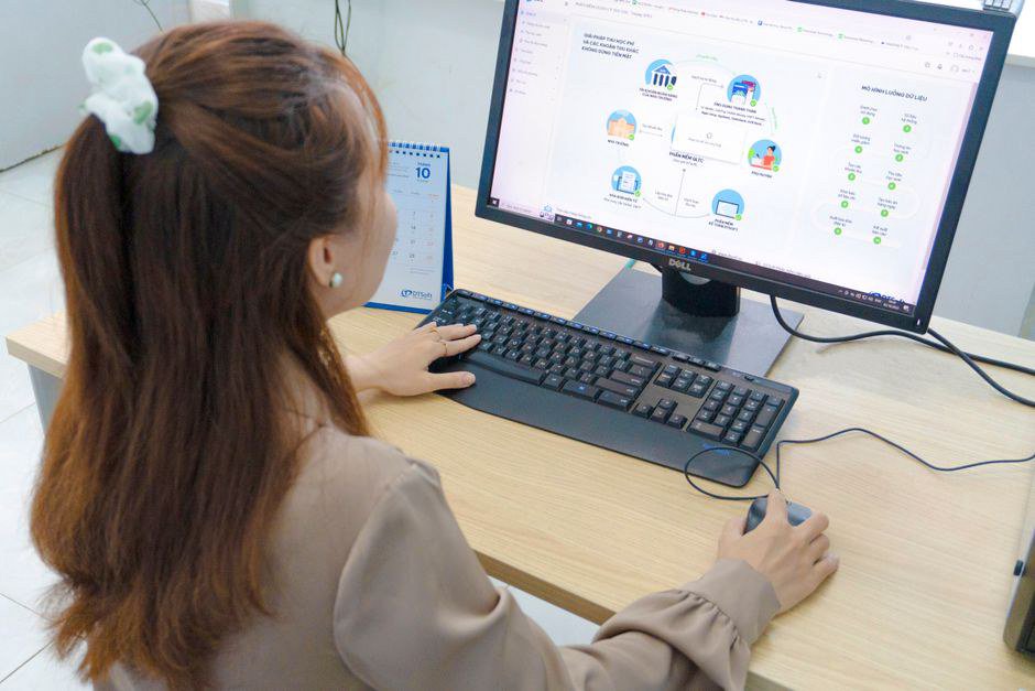 Ứng dụng AI cho phòng kế toán: cách startup công nghệ tự động hóa hóa đơn và đối soát dữ liệu Ứng dụng AI cho phòng kế toán: cách startup công nghệ tự động hóa hóa đơn và đối soát dữ liệu